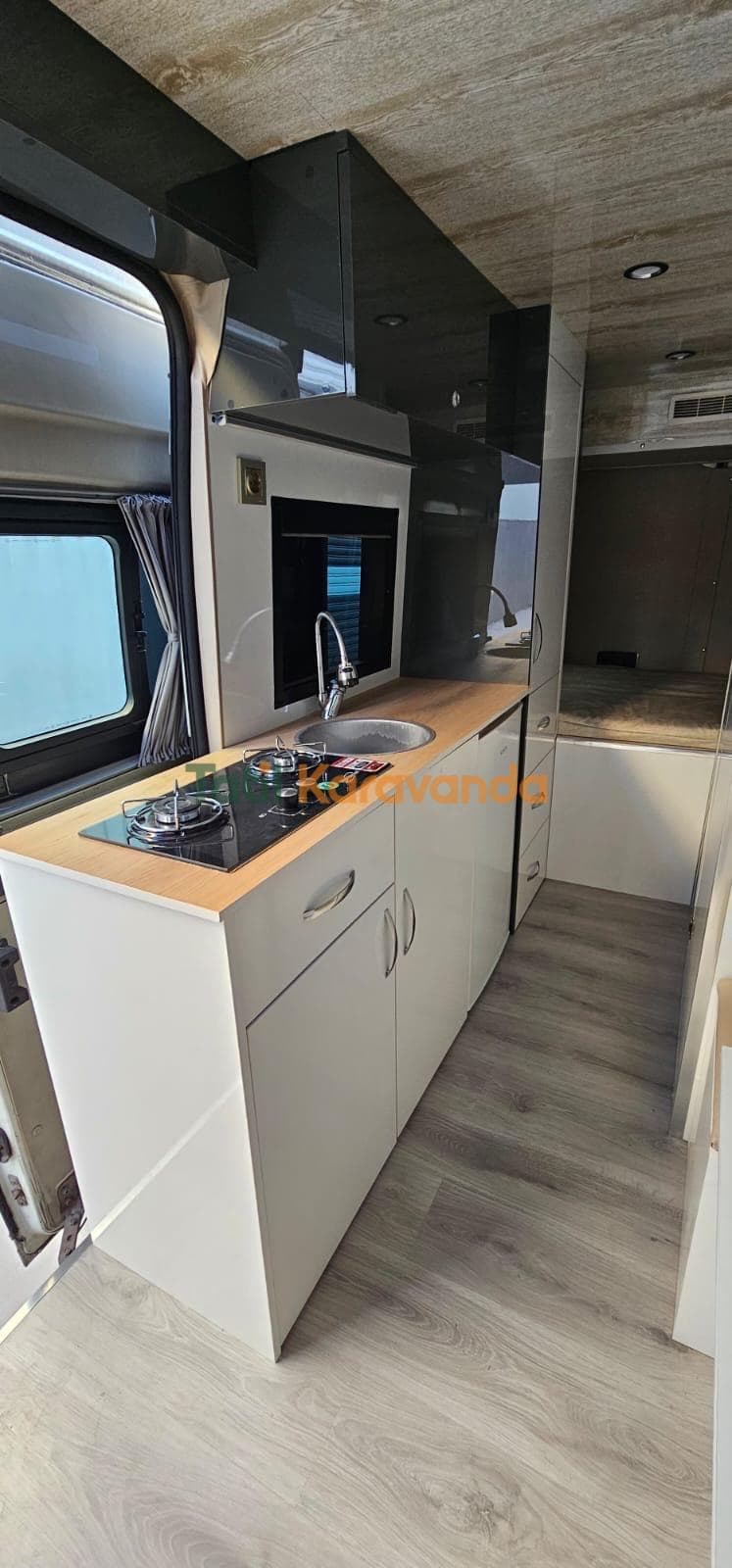 İzmir Karşıyaka 2026 Yapımı Kiralık Motokaravan - Görsel 9