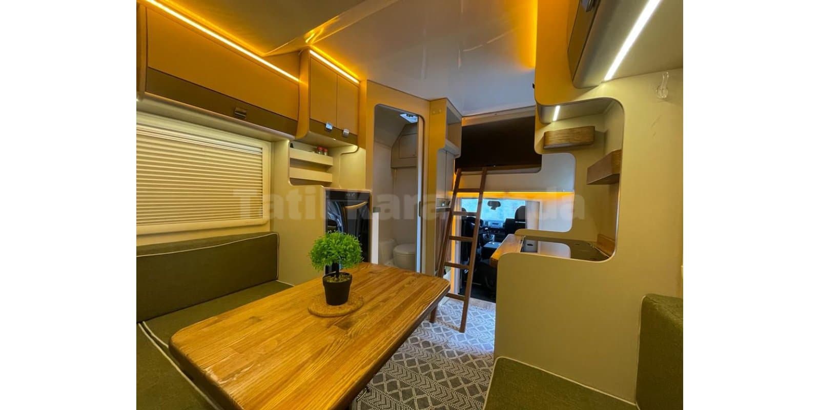 2021 Yapımı 4 Kişilik Motokaravan Manuel Vites Freedom - Görsel 9