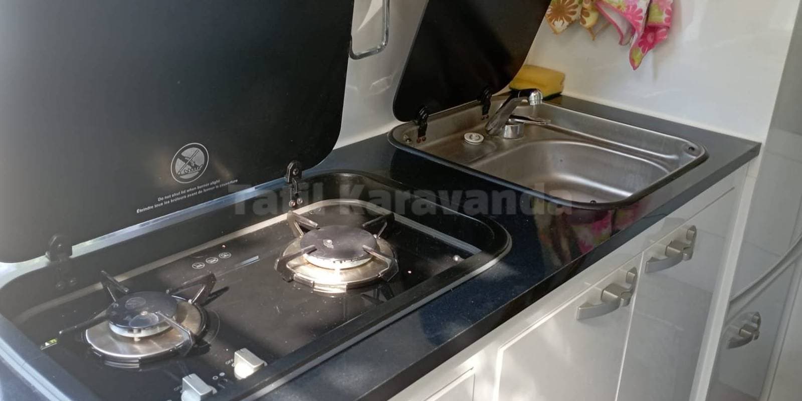2024 yapımı 4 kişilik karavan kaskolu Kuşadasından kiralık - Görsel 10